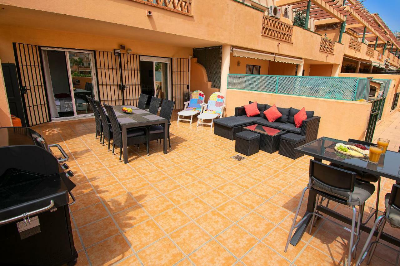 Alta Loma Costa Apartment Фуeнхирола Екстериор снимка