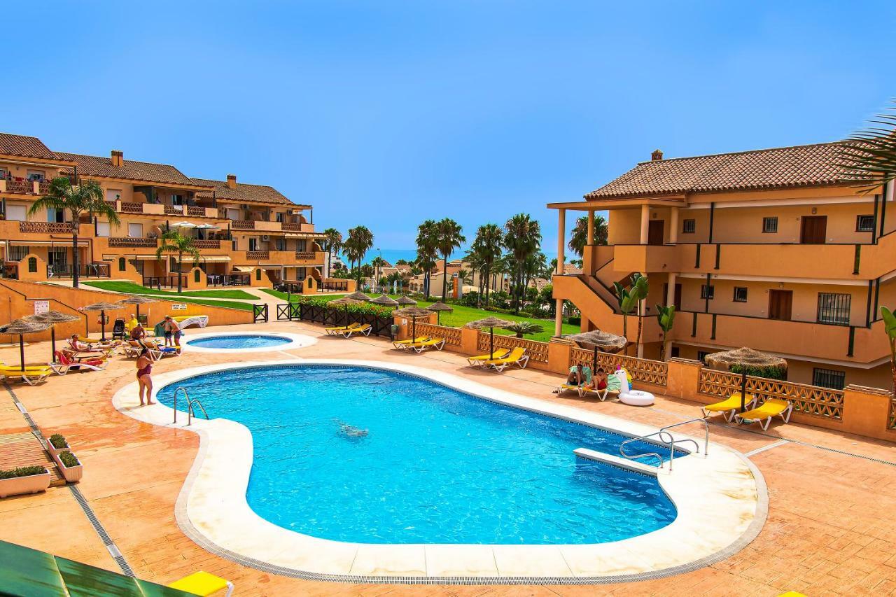 Alta Loma Costa Apartment Фуeнхирола Екстериор снимка
