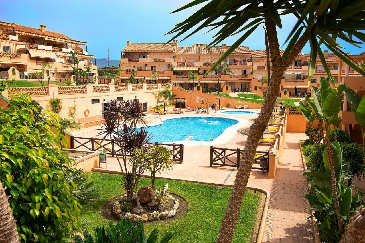 Alta Loma Costa Apartment Фуeнхирола Екстериор снимка